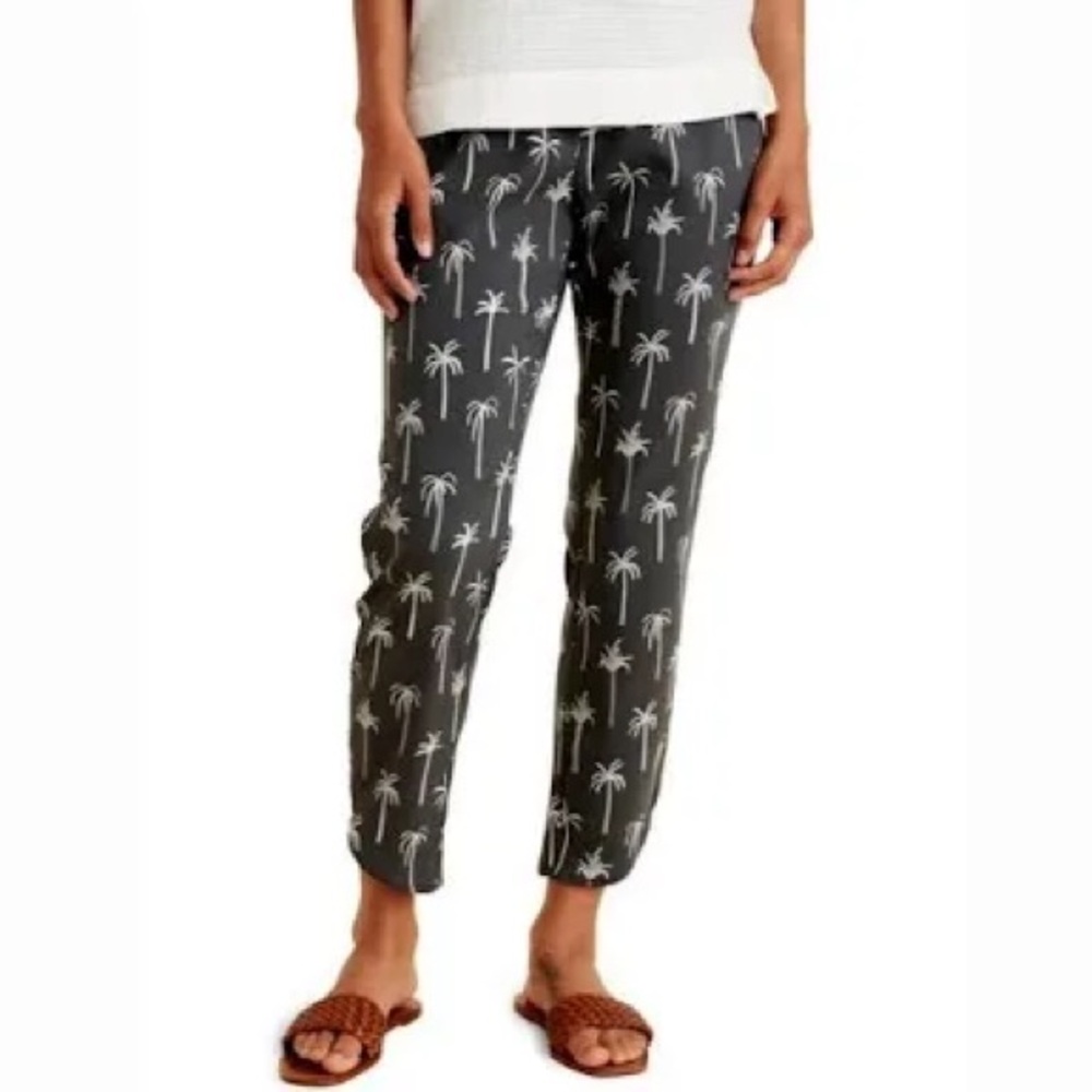 Marine Layer Allison ankle pant. Palm tree print. Medium.